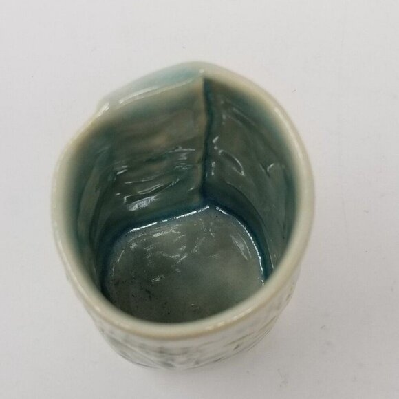 Hand Made Stoneware Pottery Cup With Cats Hearts & Paw Prints Signed by KH - Picture 6 of 10